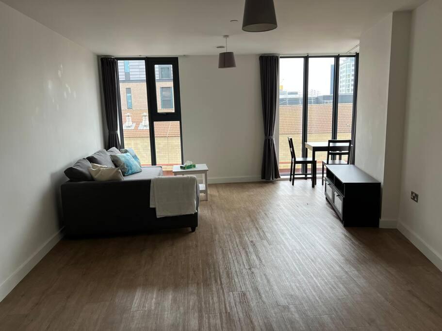 Brand New Heart Of Birmingham One Bedroom Luaran gambar